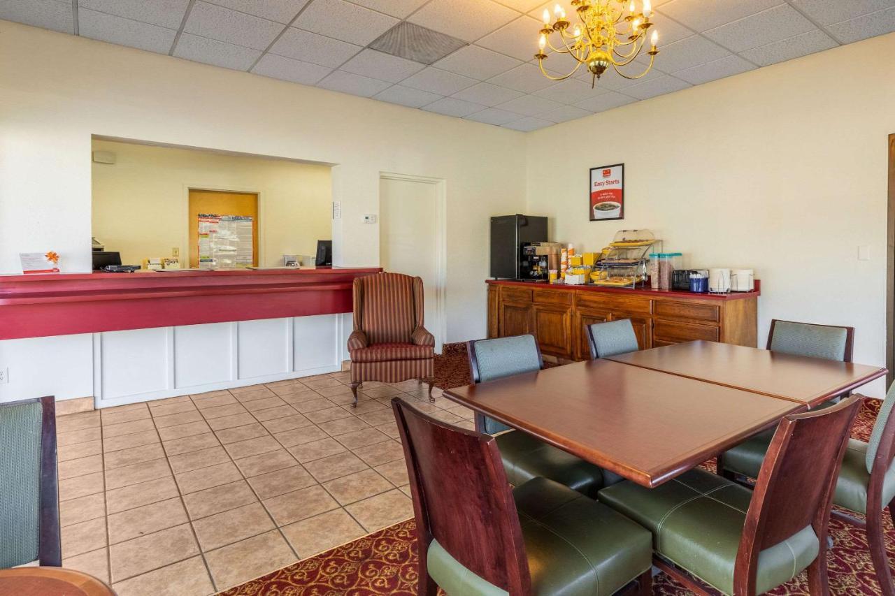 Econo Lodge Middlesboro Buitenkant foto