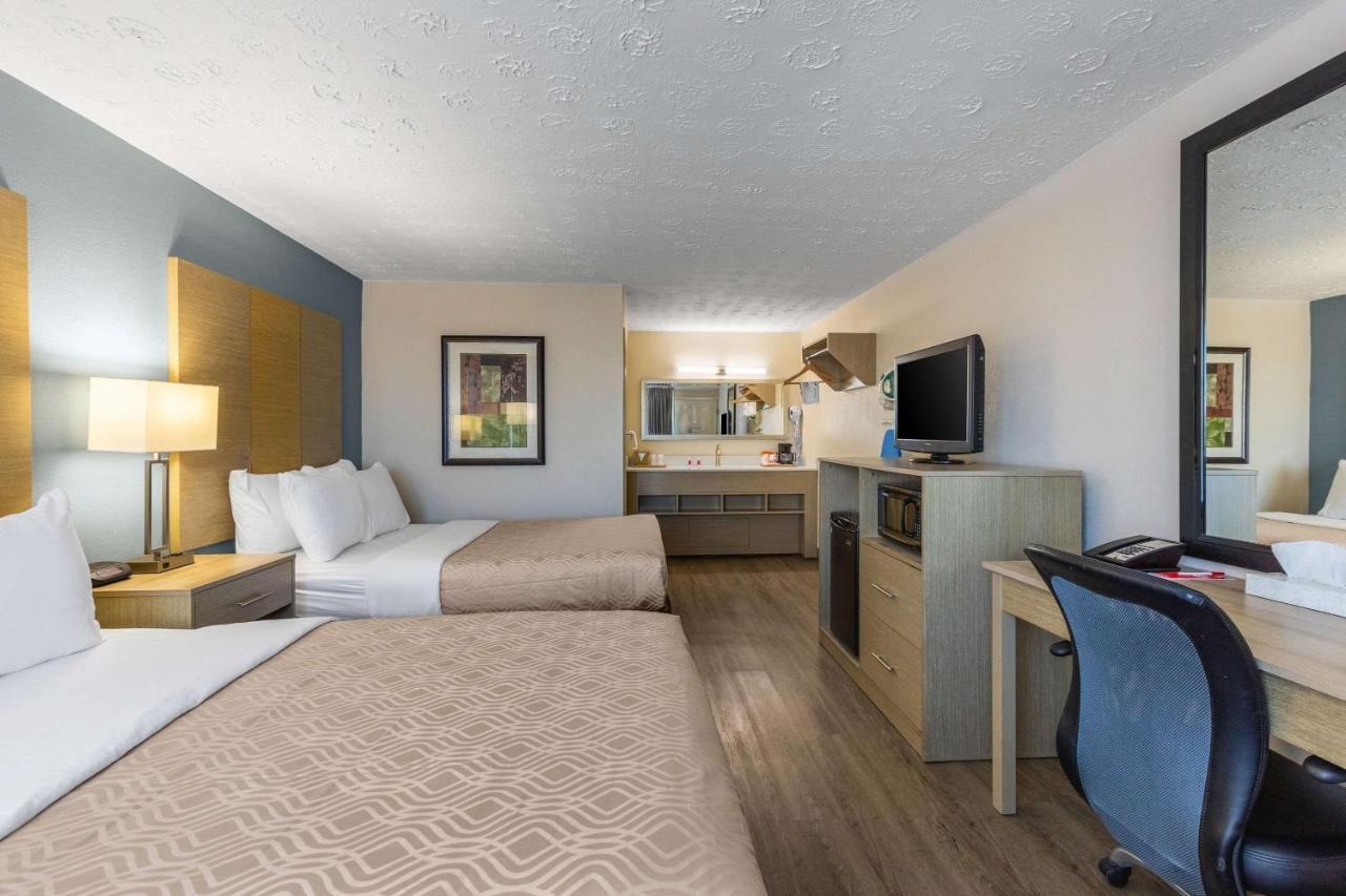 Econo Lodge Middlesboro Buitenkant foto