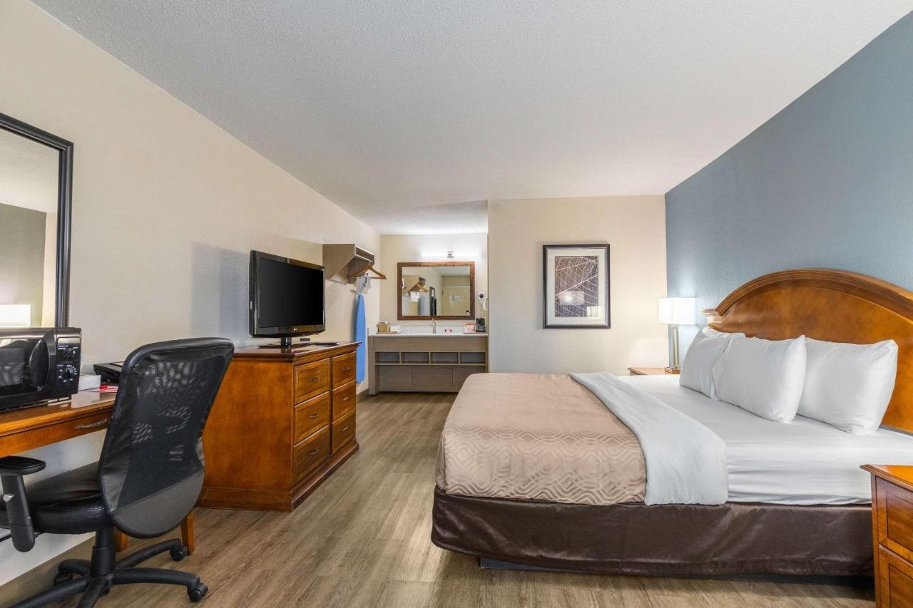 Econo Lodge Middlesboro Buitenkant foto