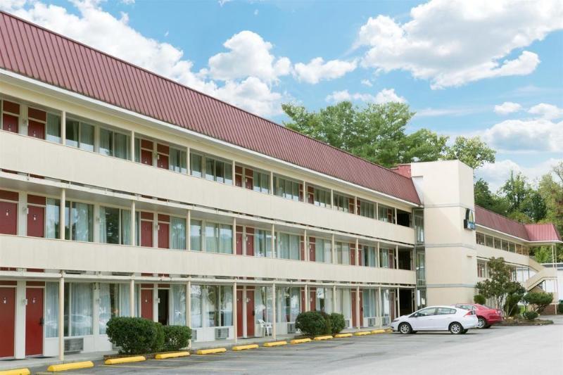 Econo Lodge Middlesboro Buitenkant foto